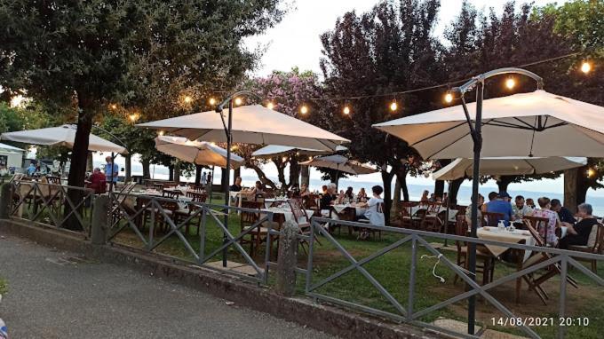 Locanda Da Otello Marta Exterior foto